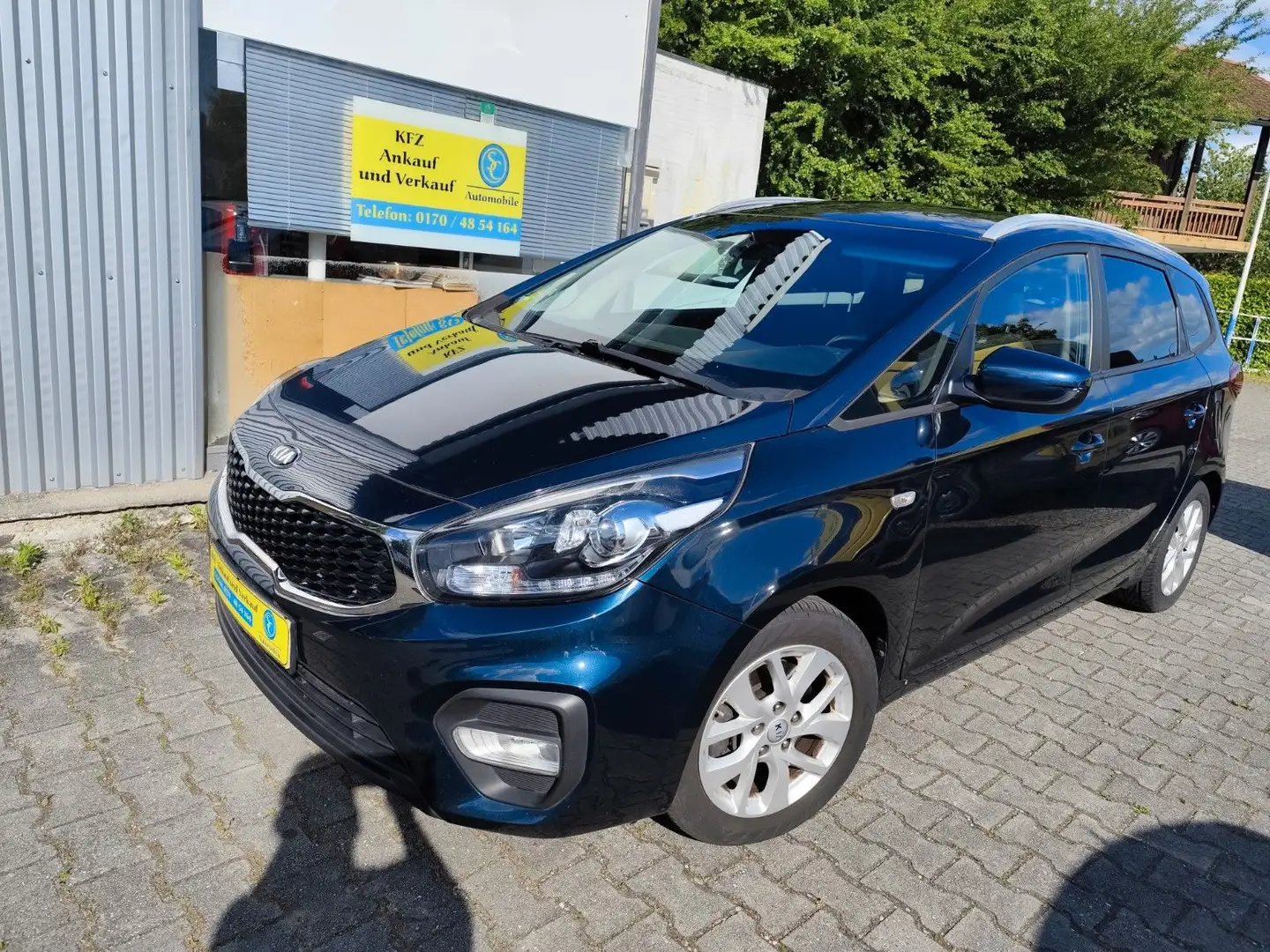 Kia Carens Vision Automatik Navi Pdc Kamera 1Hand Azul - 1