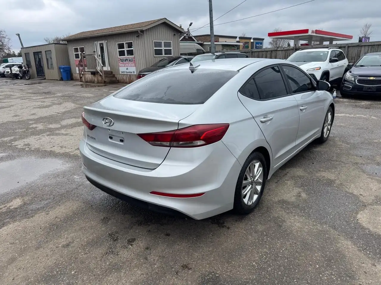Hyundai ELANTRA снимка Hyundai ELANTRA