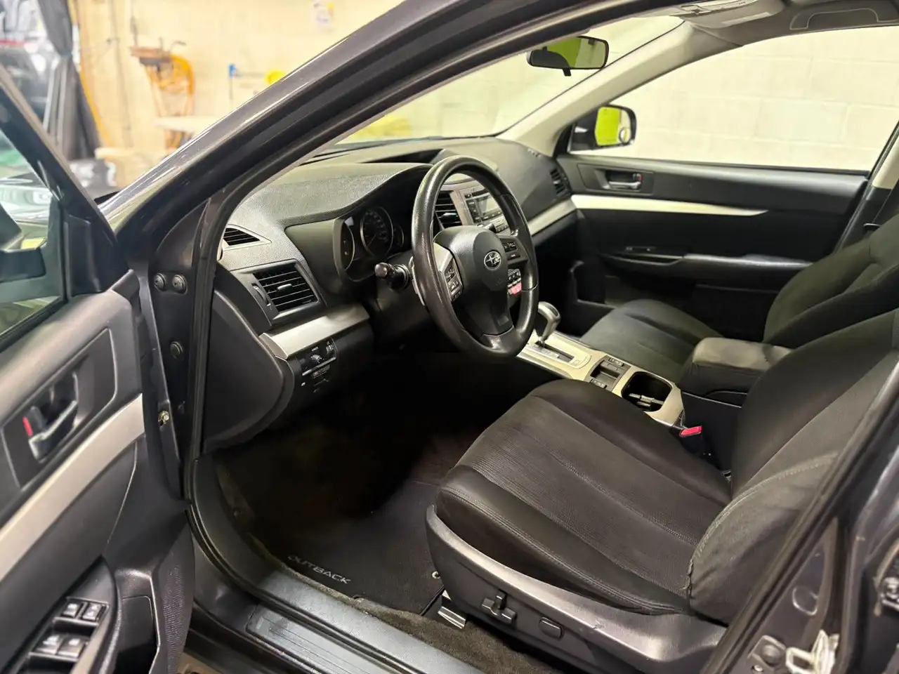 Subaru OUTBACK fotografie Subaru OUTBACK
