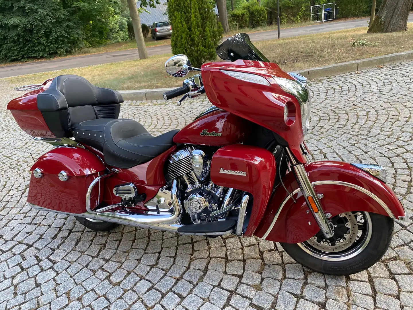 Indian Roadmaster Top Zustand, Navi, Vollausstattung Rot - 2