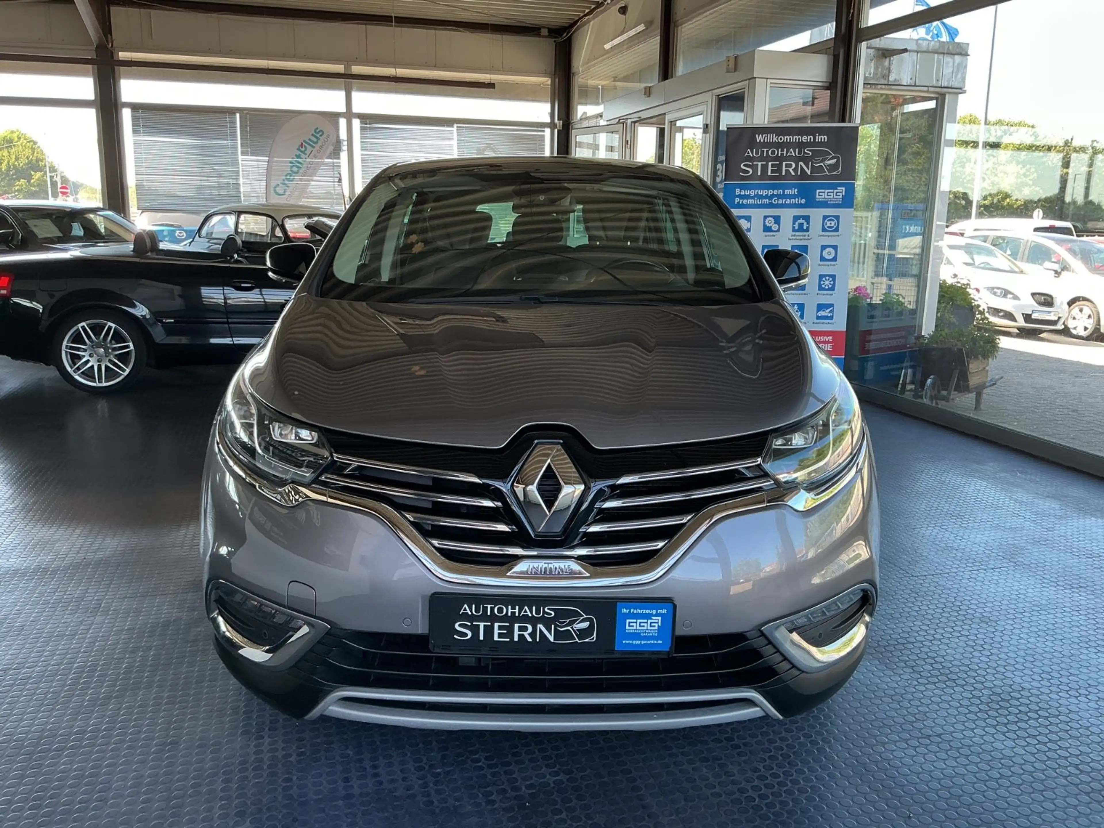 Renault Espace V Initiale Paris *BOSE * LED * 7 Sitze — photo 2
