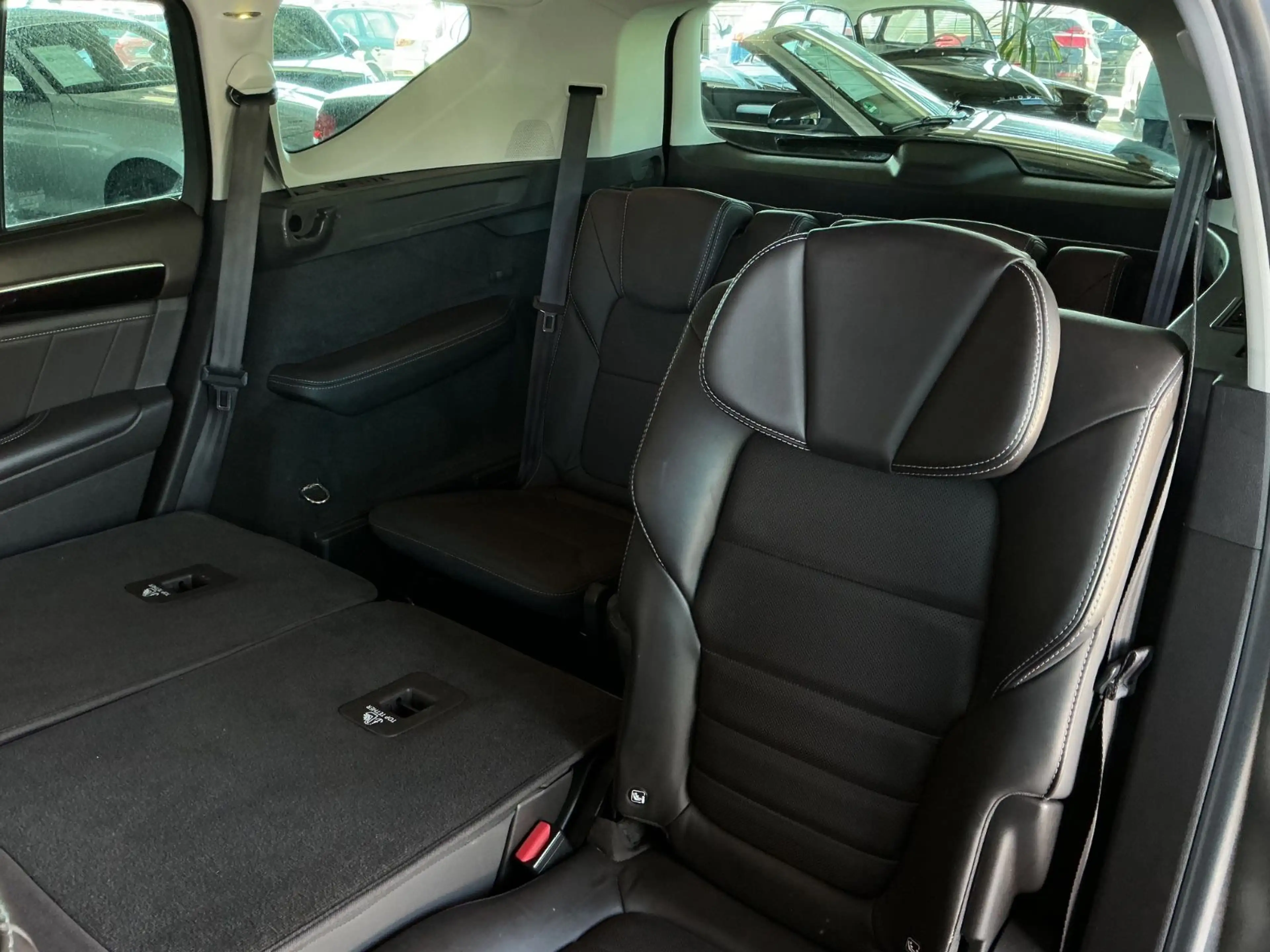 Renault Espace V Initiale Paris *BOSE * LED * 7 Sitze — photo 15