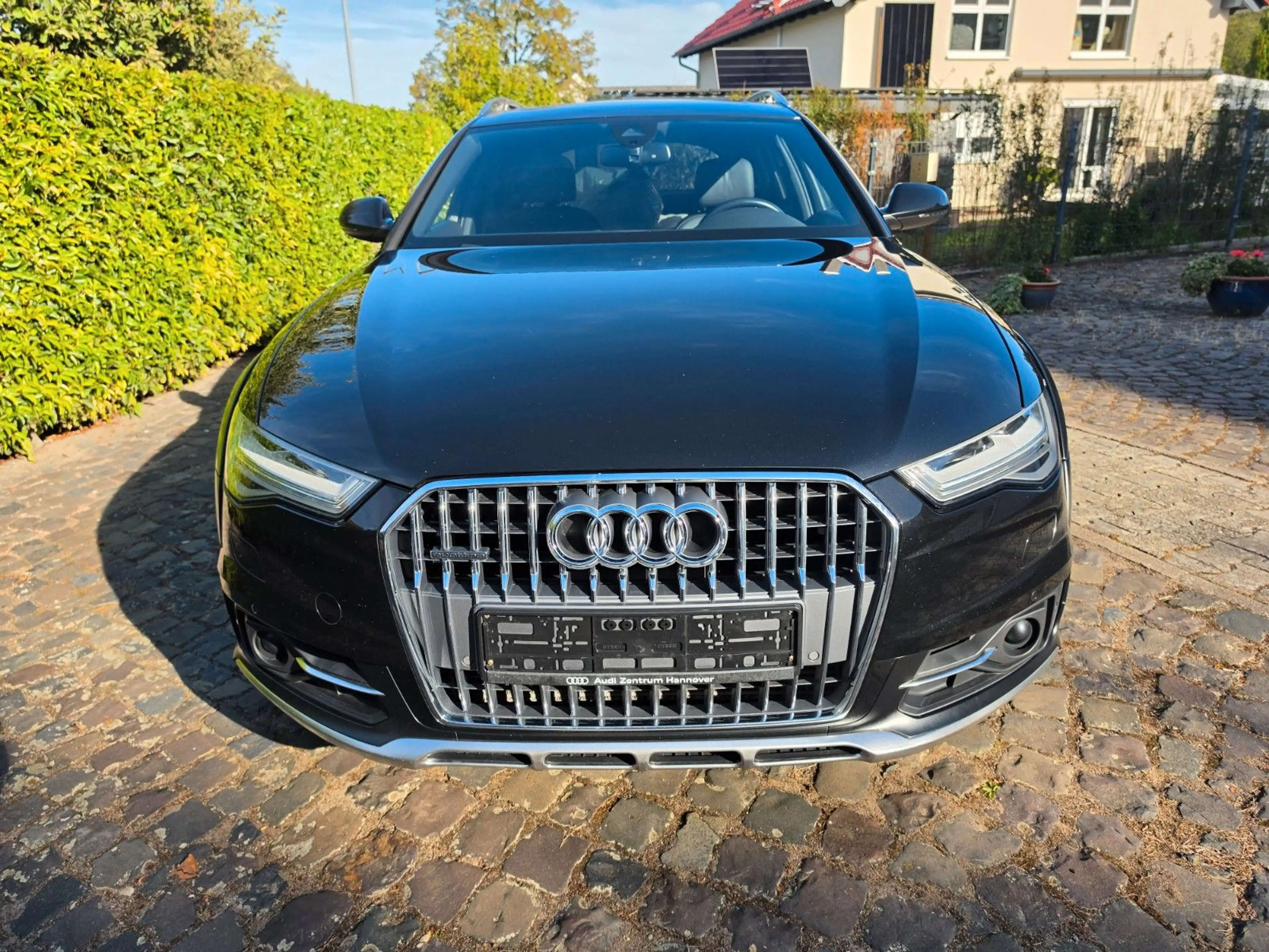 Audi A6 allroad 3.0 TDI quattro Pano LED StHz AHK App — photo 2