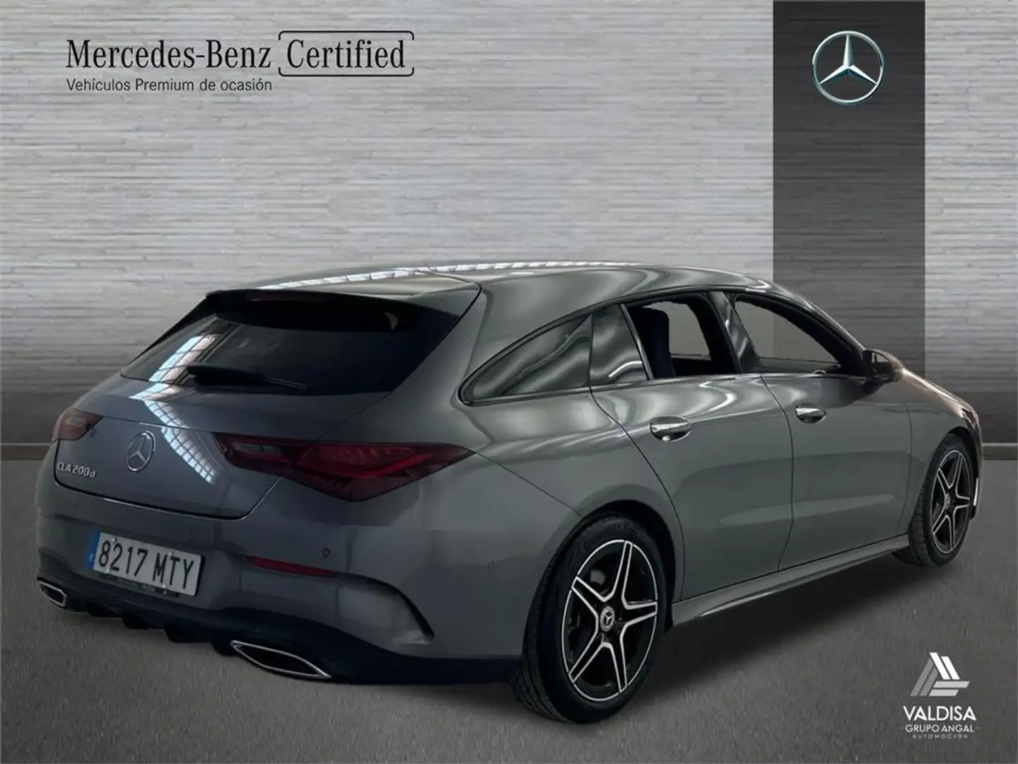 Mercedes-Benz CLA 200 Shooting Brake 200d 8G-DCT - 2