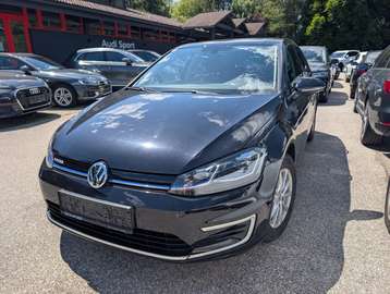 ACC,Rückfahrkamera,Navi ,Leder,Komfortsitze