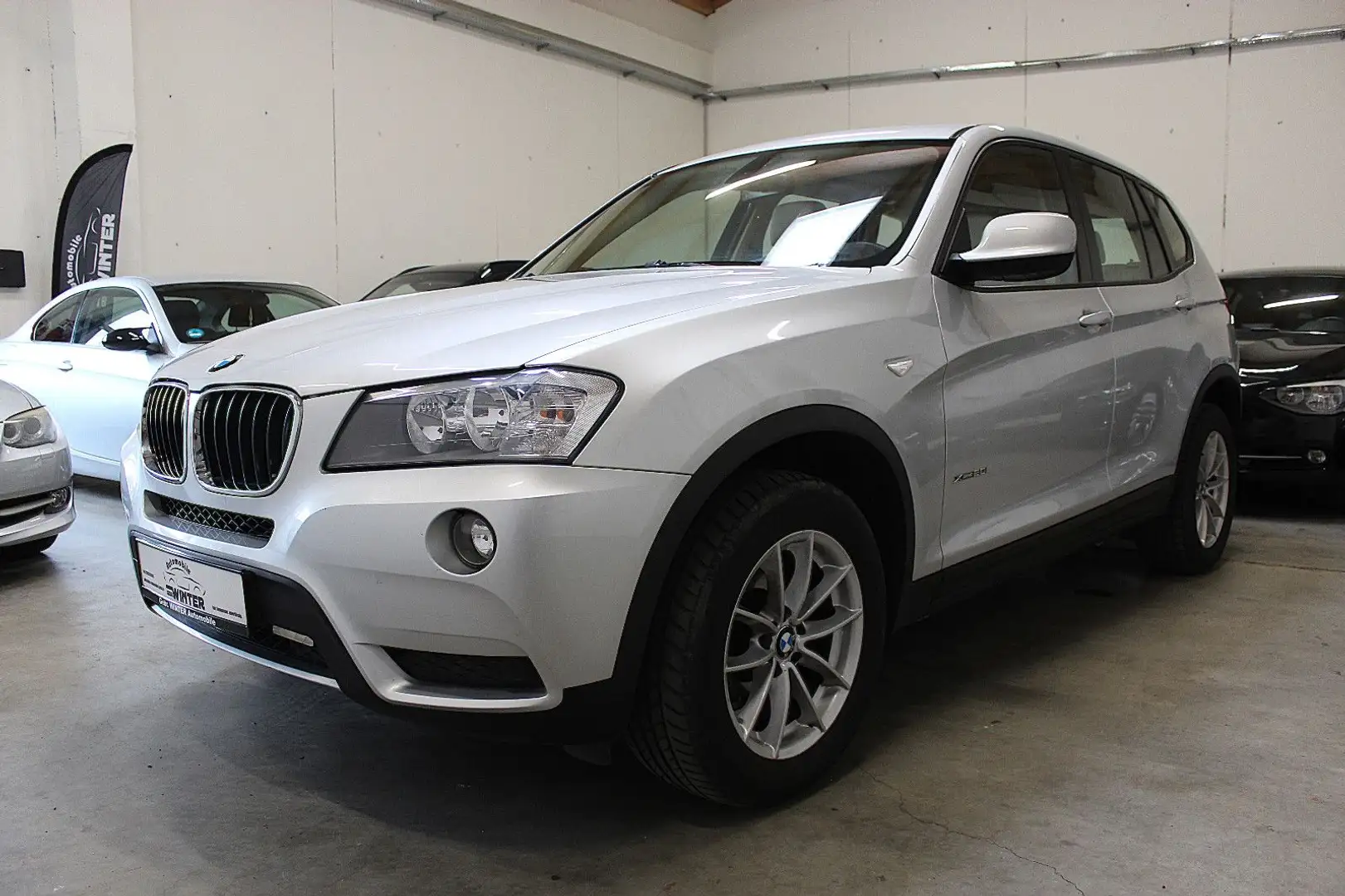 BMW X3 xDrive 20i*SHZ*Navi*Automatik*2.Hand Silber - 1