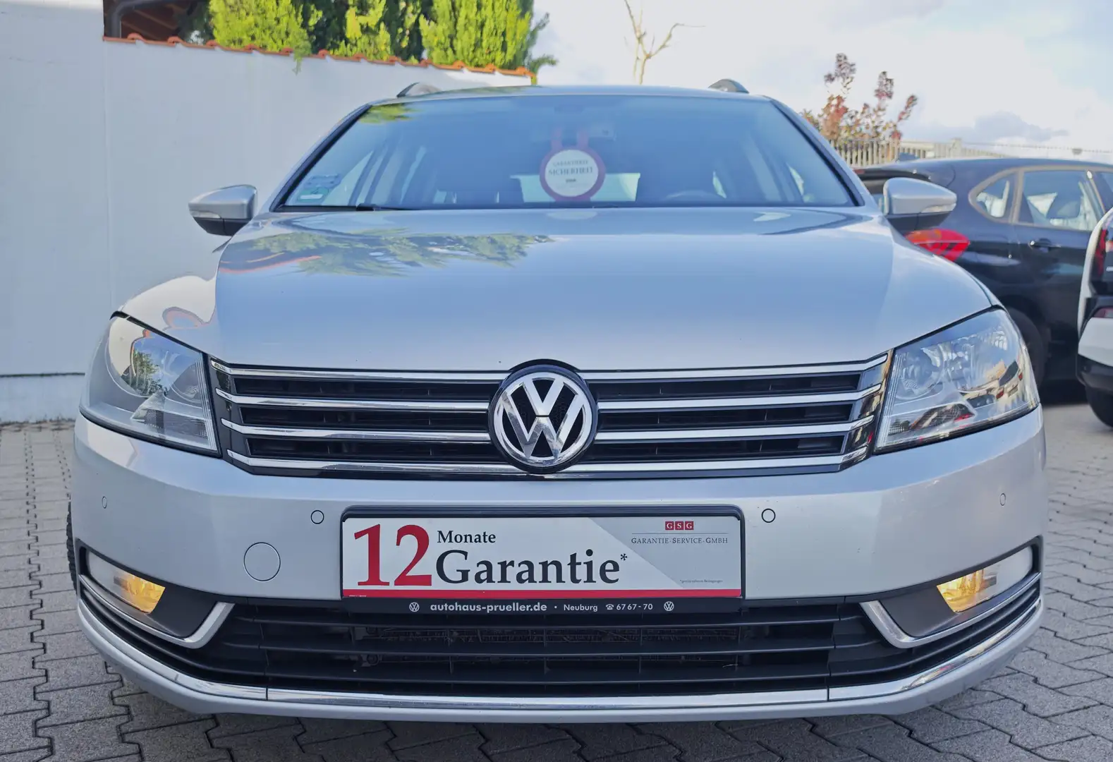 Volkswagen Passat Variant TÜV Neu Anhängerkupplung PDC Automat Klima Grau - 2