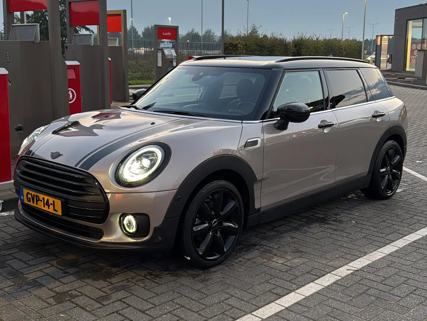 MINI Cooper Clubman Cooper Clubman 1.5 Full option Grijs - 1