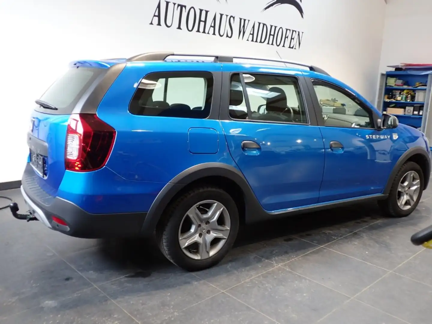 Dacia Logan 2 MCV Stepway TCe 90 S&S Blauw - 2