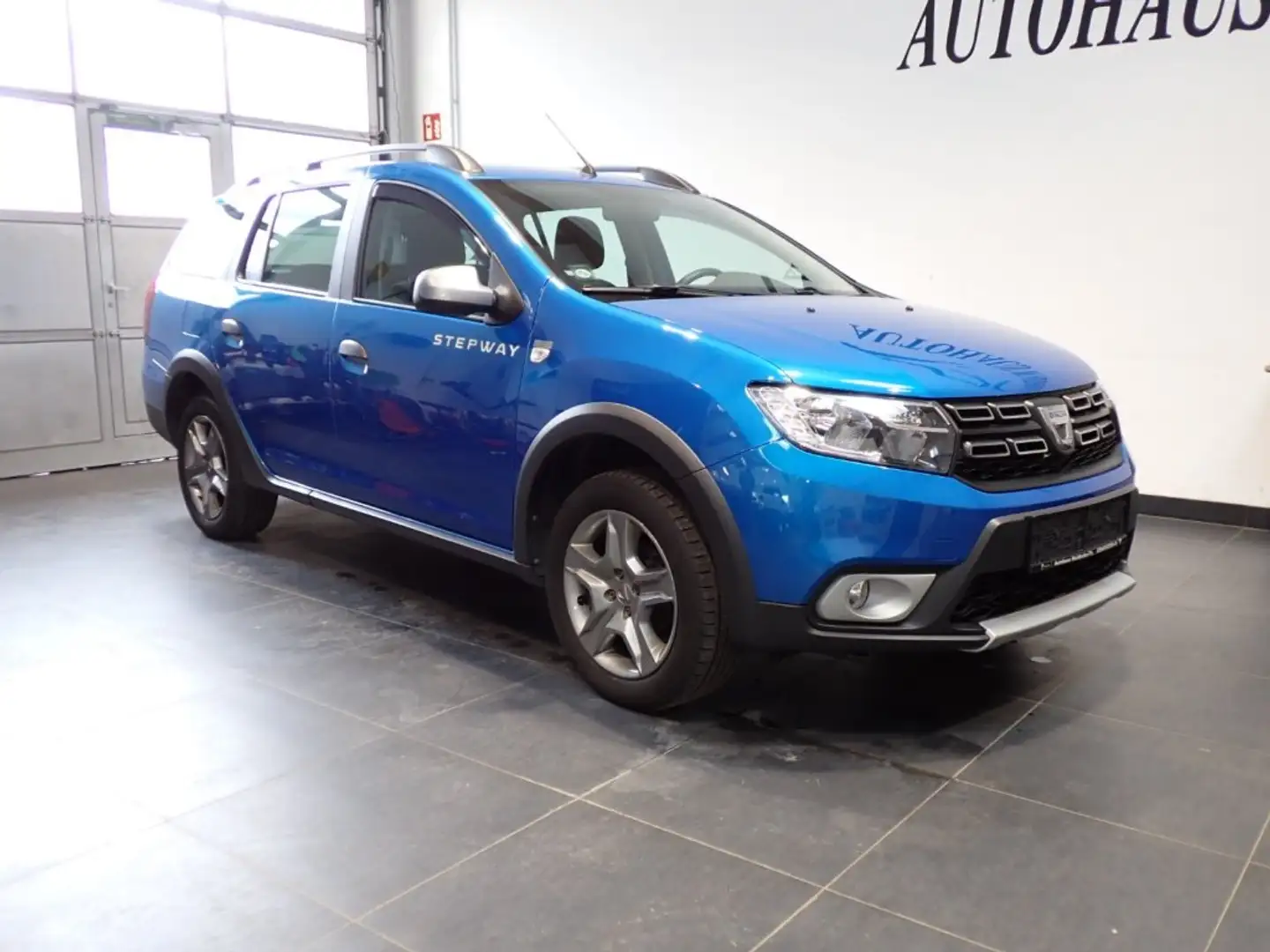 Dacia Logan 2 MCV Stepway TCe 90 S&S Blauw - 1