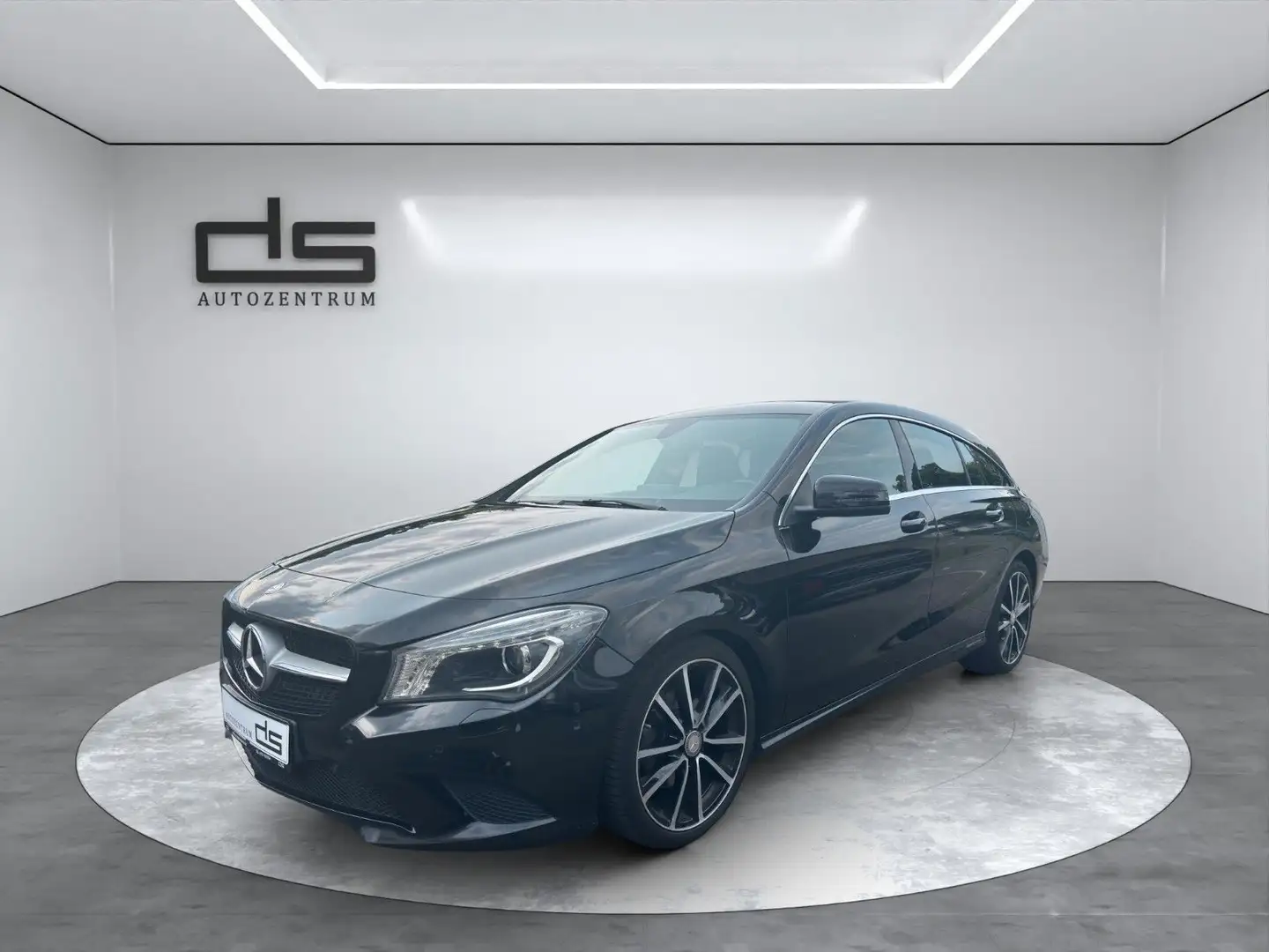 Mercedes-Benz CLA 180 Shooting Brake*Automatik*Kamera*Navi*SHZ Negro - 1
