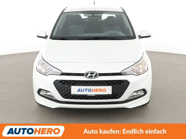 Hyundai I20 view 9