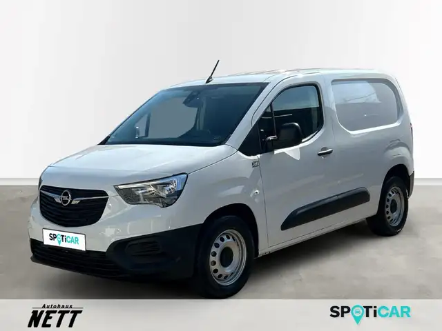Opel Combo -e Cargo Edition Elektromotor 136