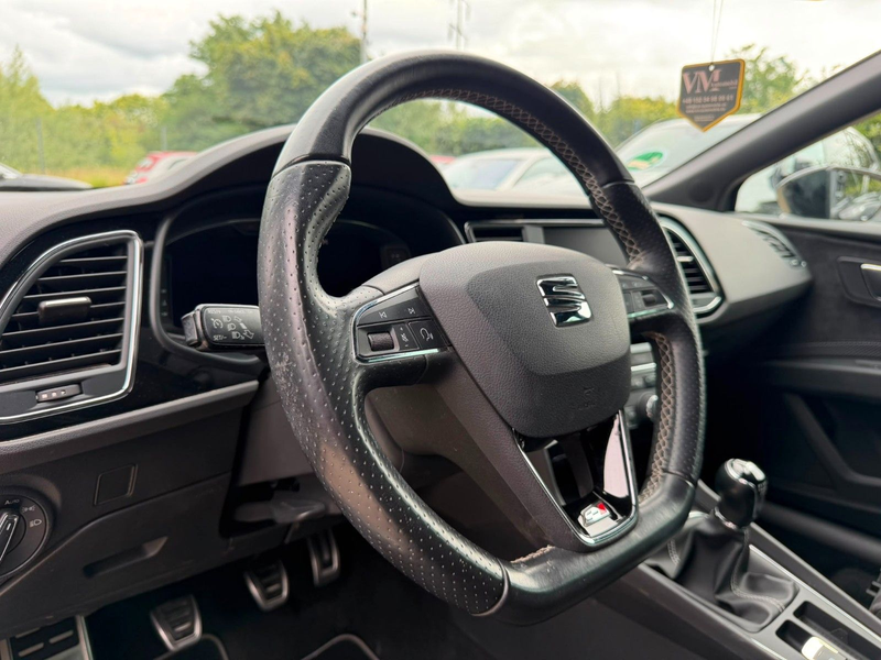 SEAT Leon CUPRA 300 Navi*SitzHz.*Tempo*1.Hand — photo 8