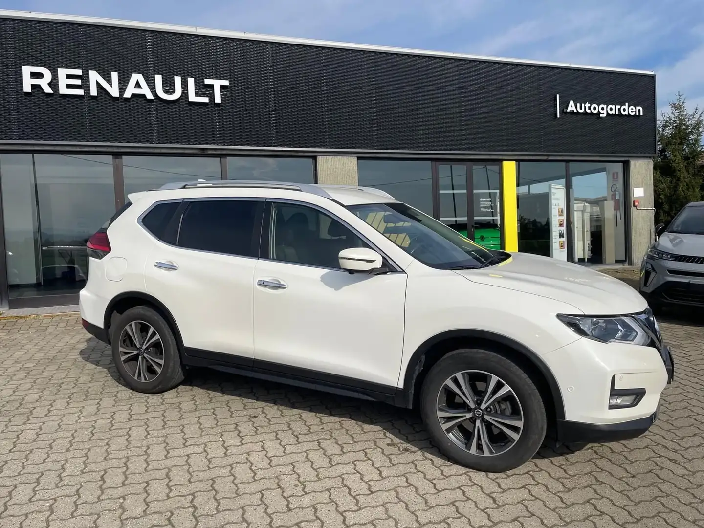 Nissan X-Trail dCi 150 4WD X-Tronic N-Connecta Bianco - 1