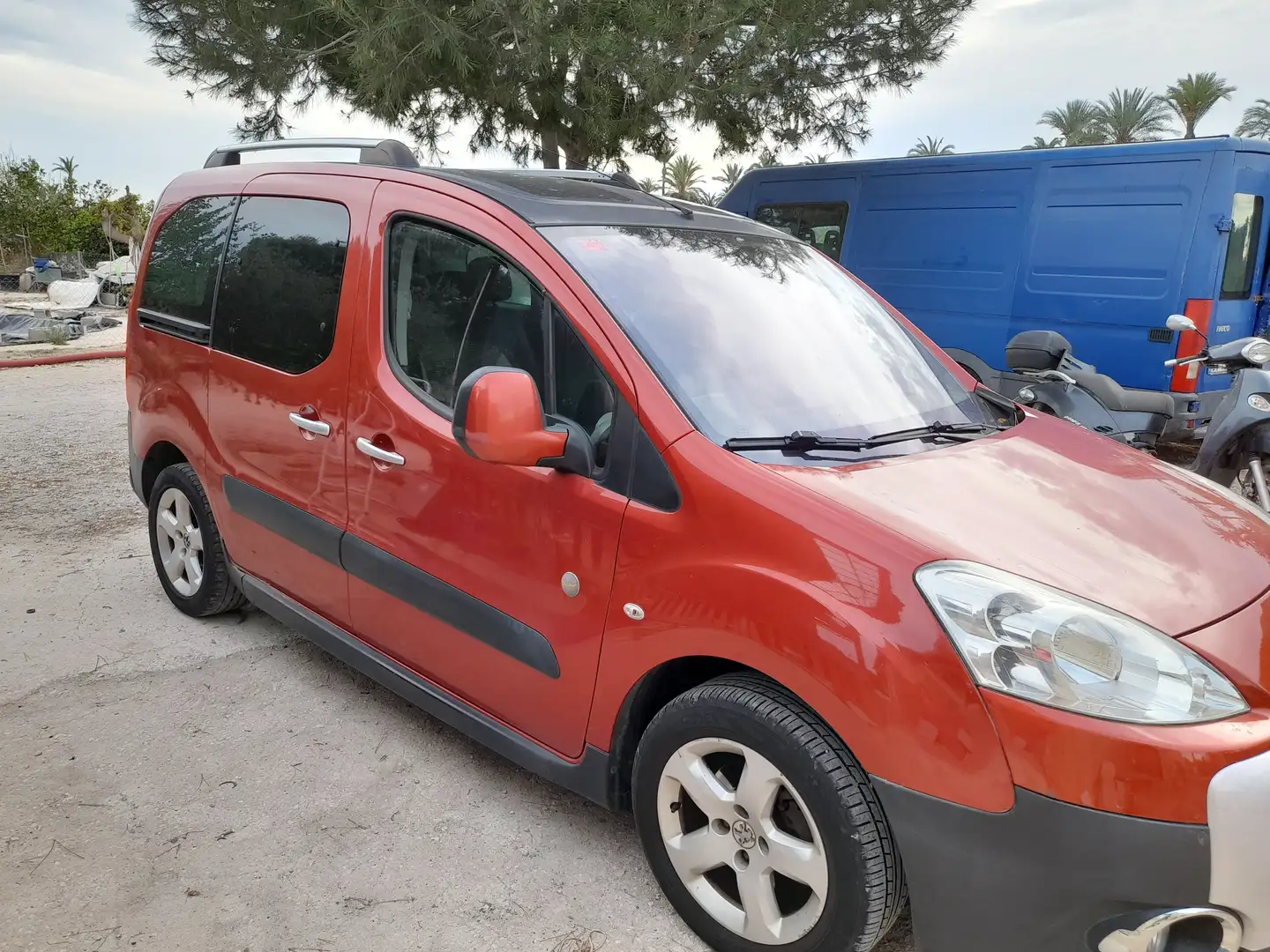 Peugeot Partner 1600 hdi teep Oranje - 1