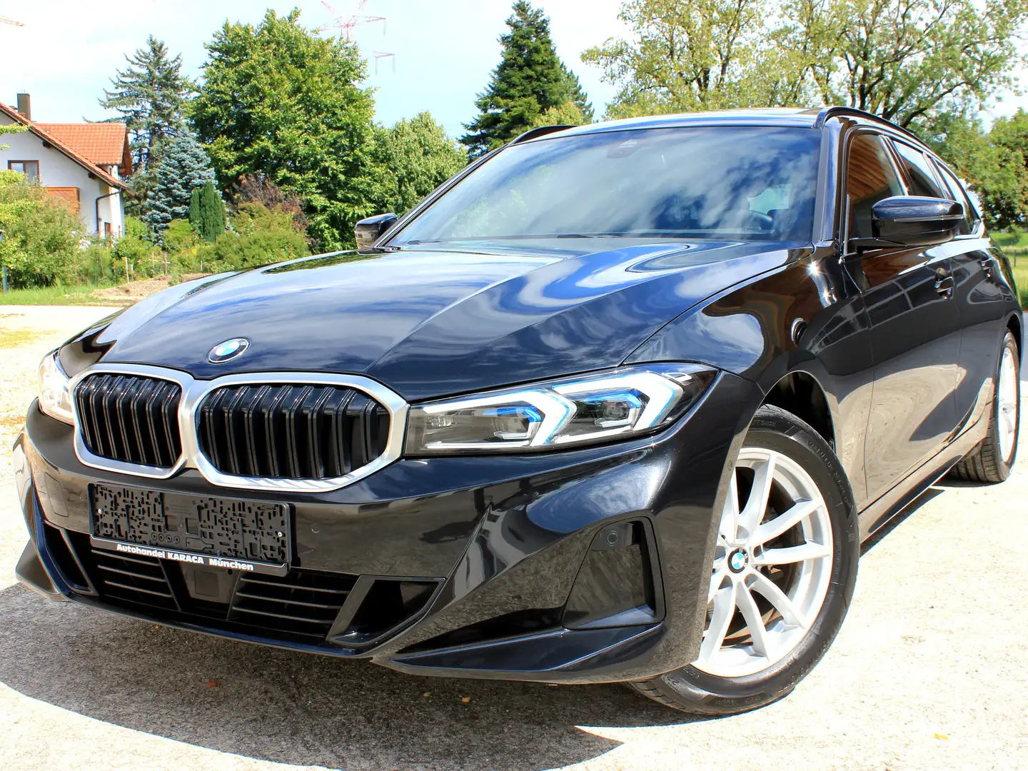BMW 318 318 d Touring Aut. Pano Leder RFK Standhzg 1.Hd Schwarz - 1