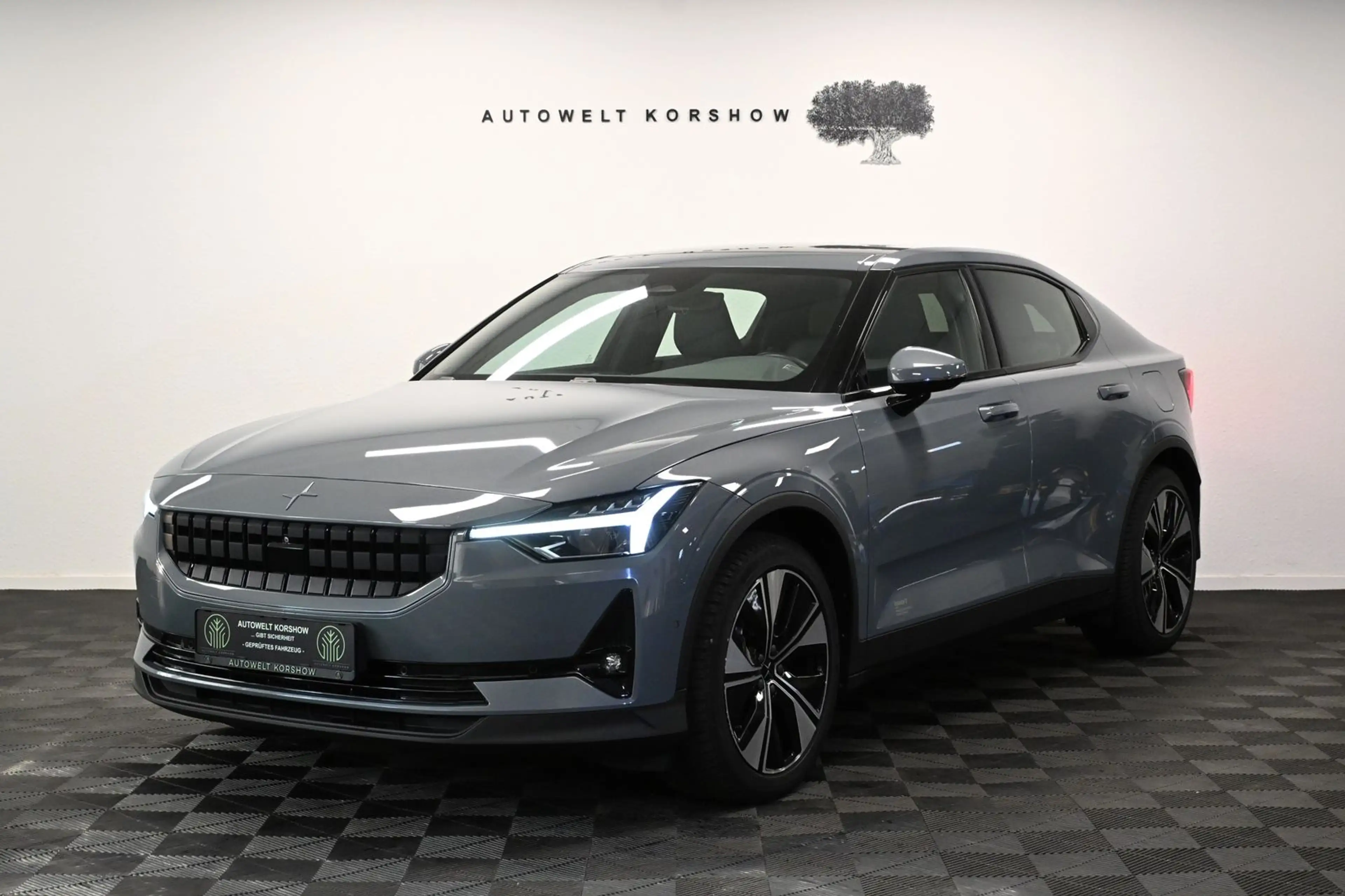 Polestar 2 Long Range Dual *LED *360° *H/K *PANO *KEYLESS — photo 3