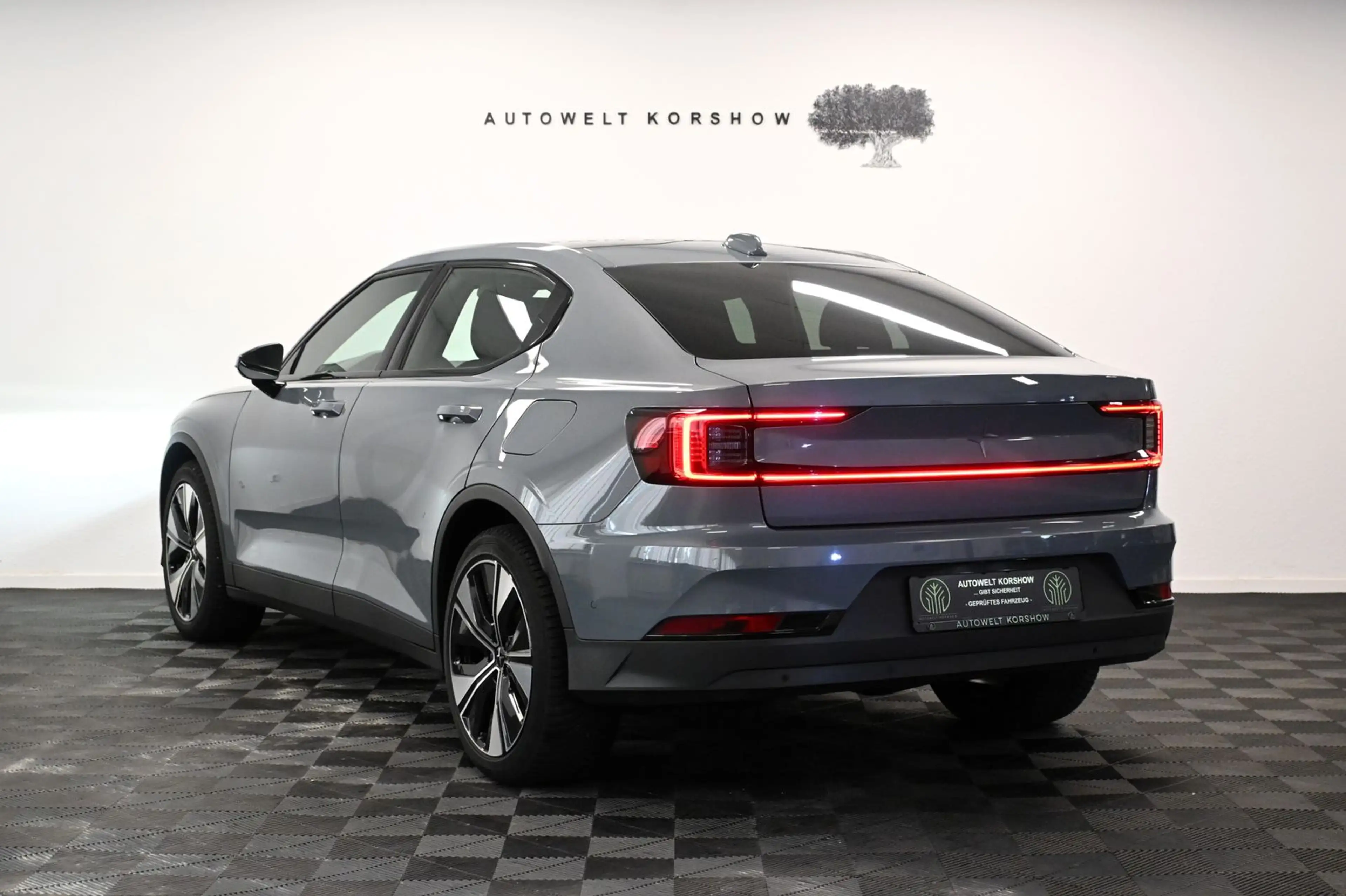 Polestar 2 Long Range Dual *LED *360° *H/K *PANO *KEYLESS — photo 10