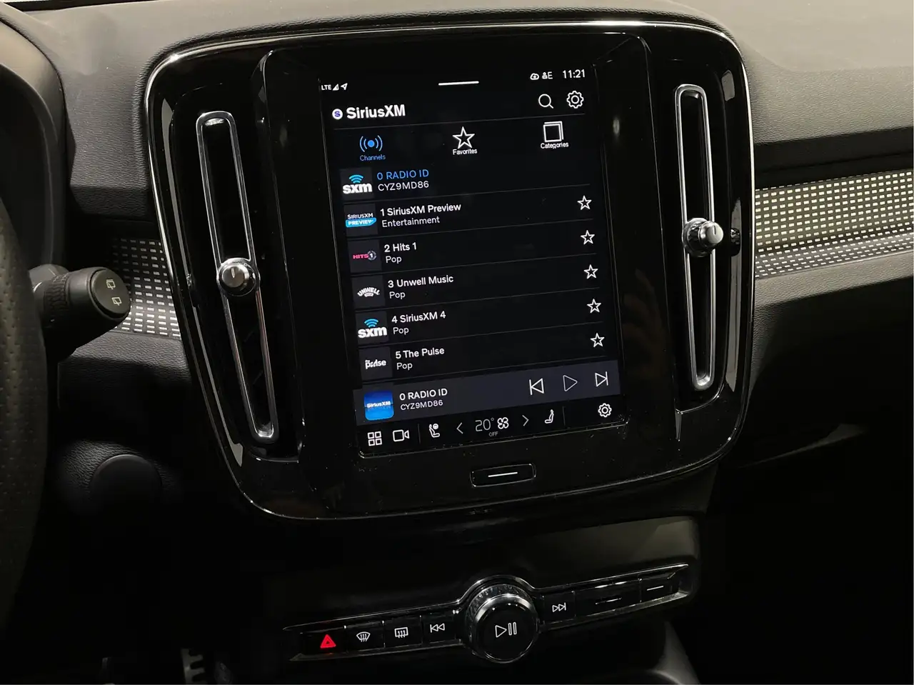 Volvo XC40 снимка Volvo XC40