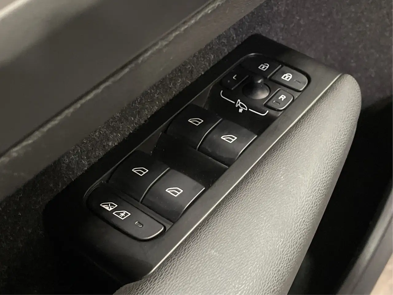 Volvo XC40 снимка Volvo XC40