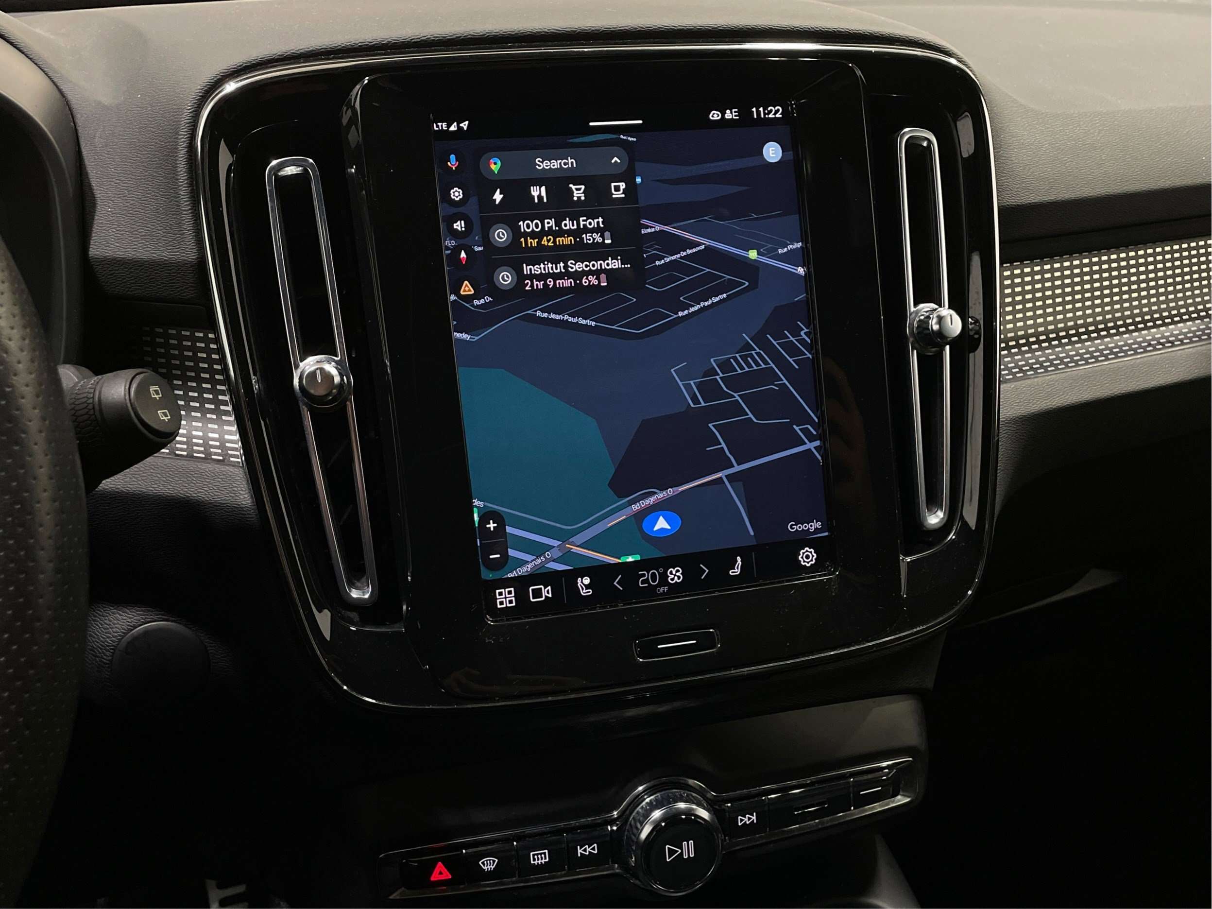 2021 Volvo XC40 P8 Recharge eAWD Semi-cuir Toit Pano Sièges Chauff thumb 35