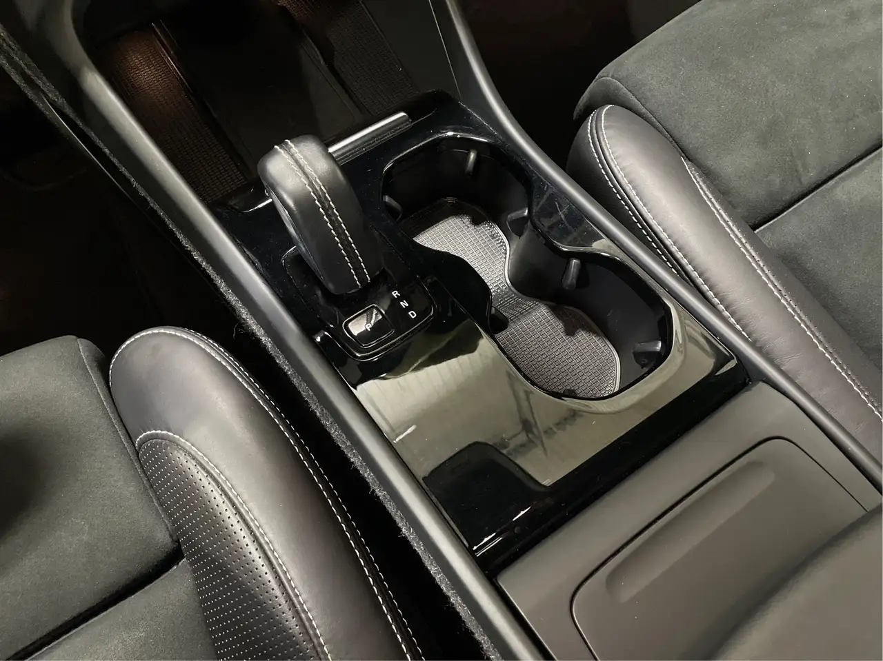 Volvo XC40 снимка Volvo XC40