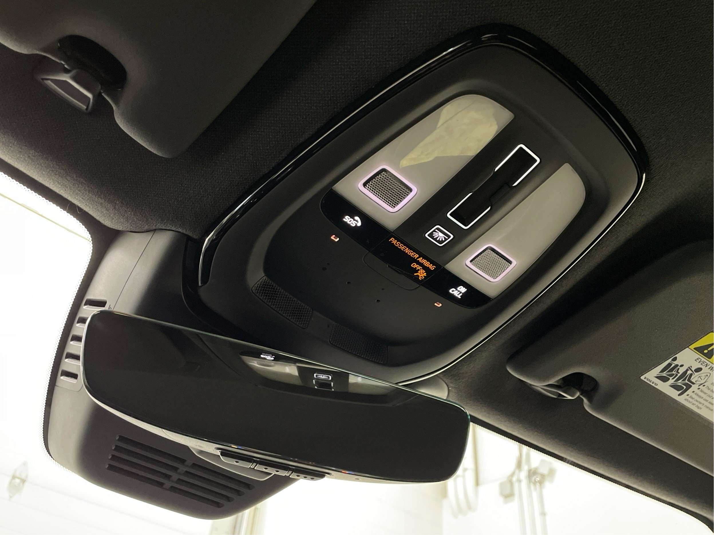 2021 Volvo XC40 P8 Recharge eAWD Semi-cuir Toit Pano Sièges Chauff thumb 20