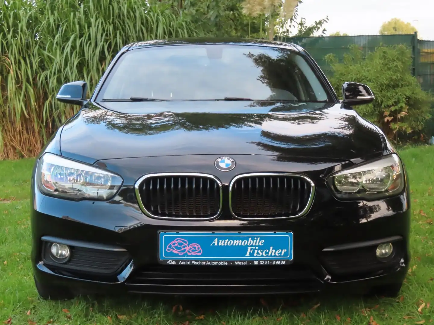 BMW 118 i Advantage "Schwarz-Navi-Top Zustand" Schwarz - 2