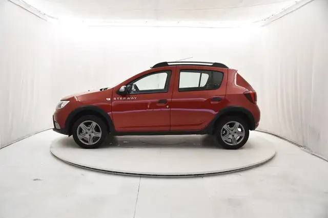 Dacia Sandero view 2