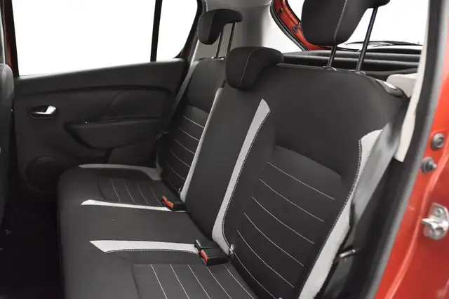 Dacia Sandero view 14