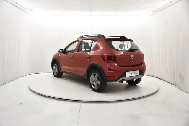 Dacia Sandero view 3