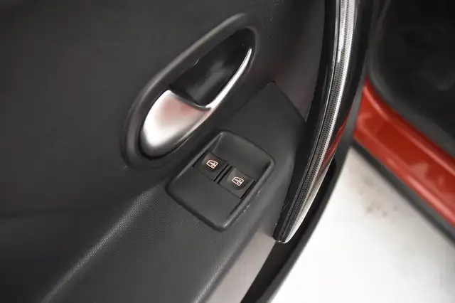 Dacia Sandero view 13