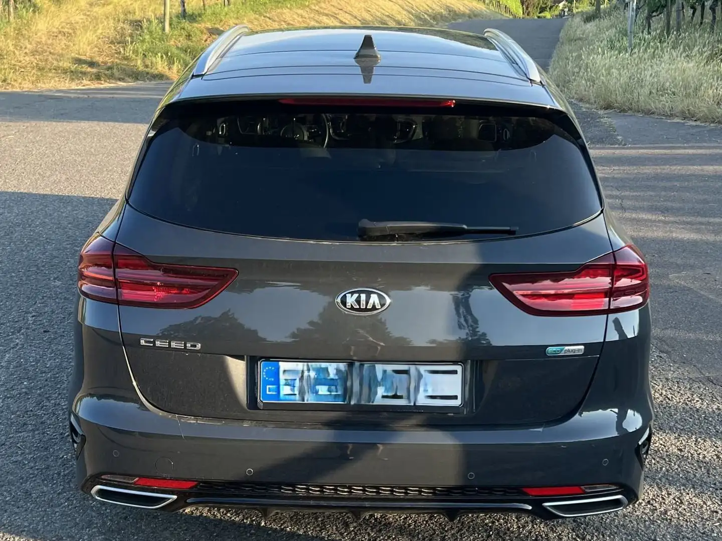 Kia Ceed SW / cee'd SW Ceed SW 1.6 GDI DCT OPF Plug-in-Hybrid Platinum Ed Grau - 2