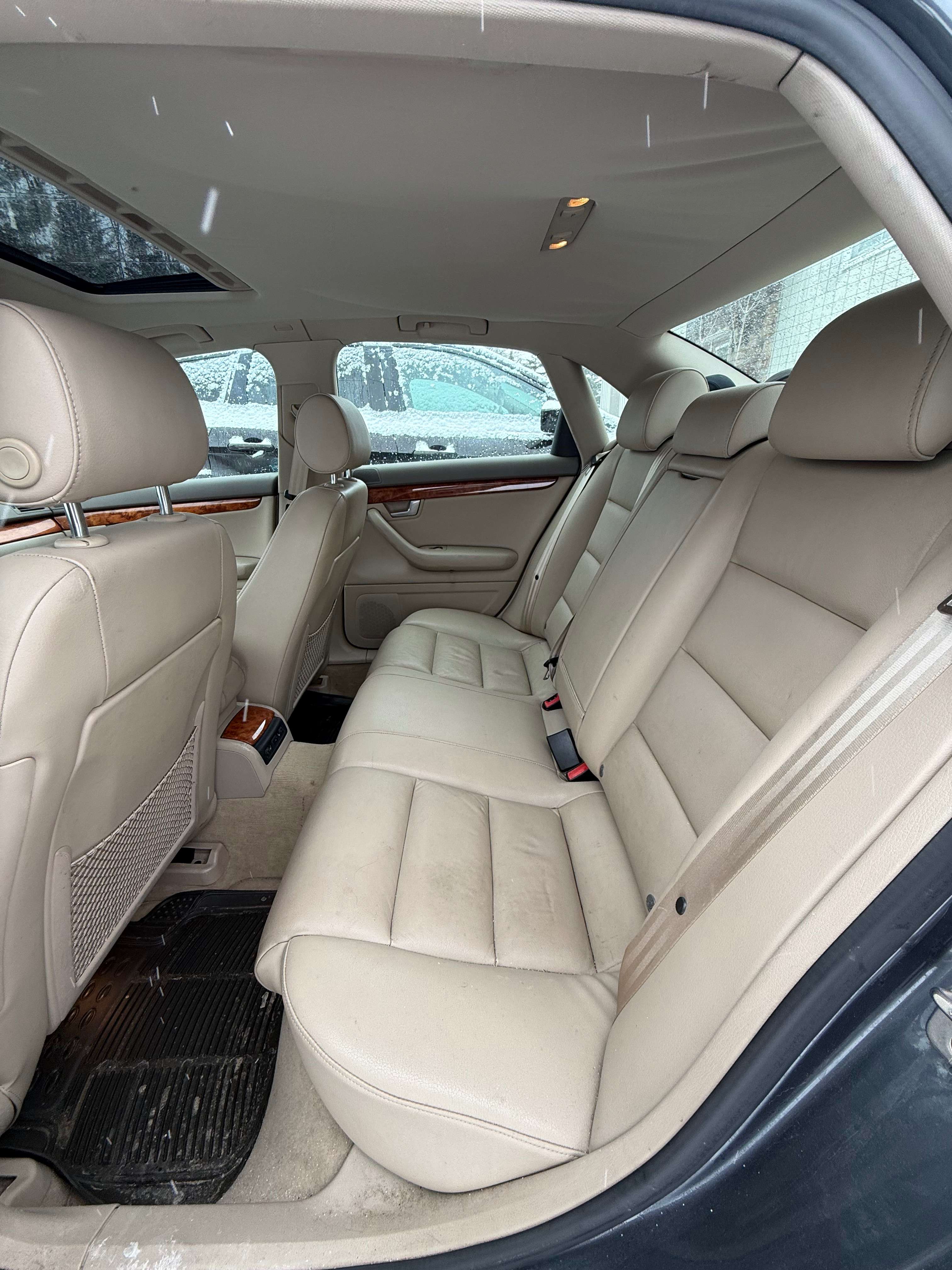 2003 Audi A4 4dr Sdn 3.0L quattro AWD Manual thumb 8