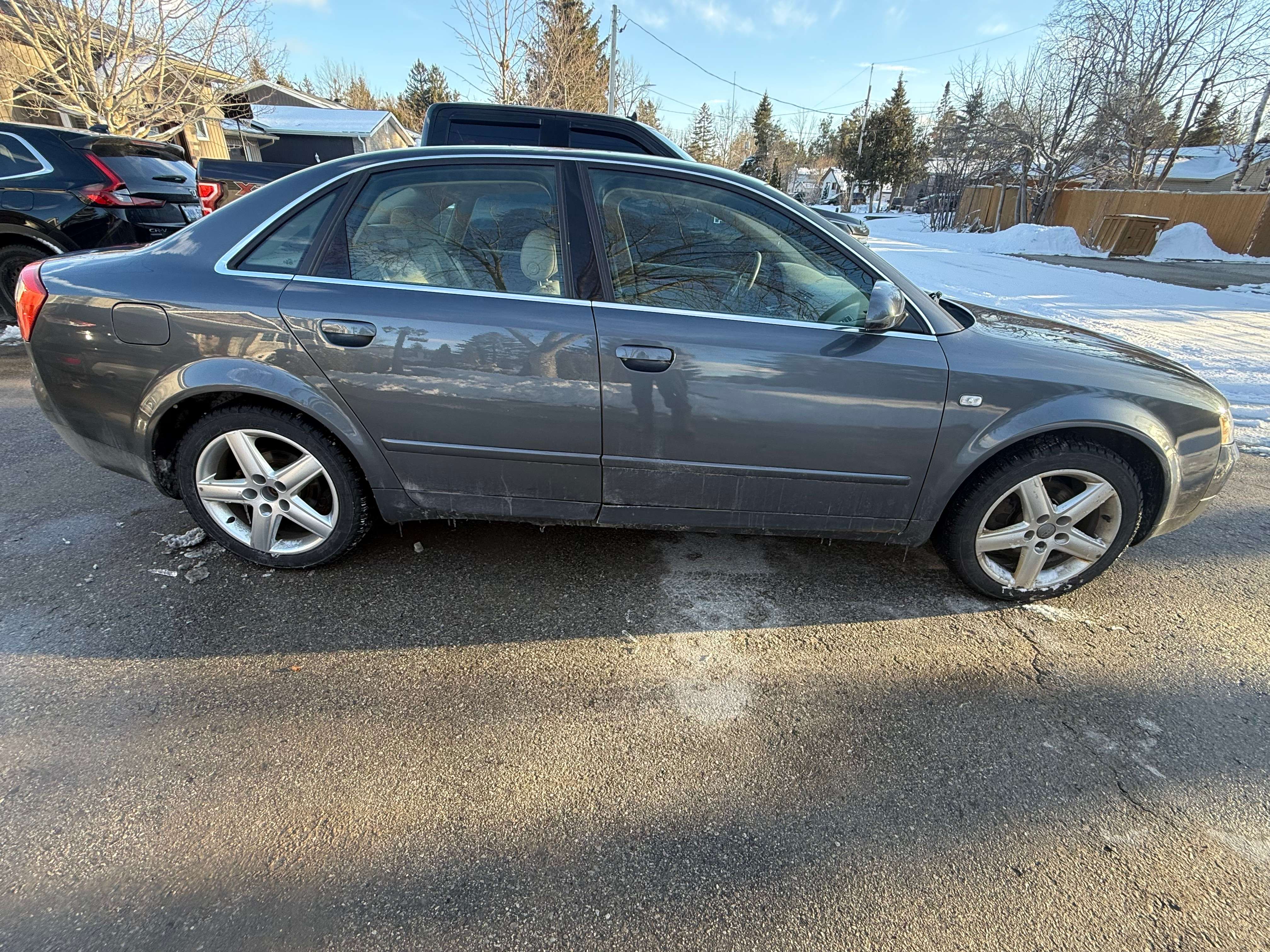 2003 Audi A4 4dr Sdn 3.0L quattro AWD Manual alt 4