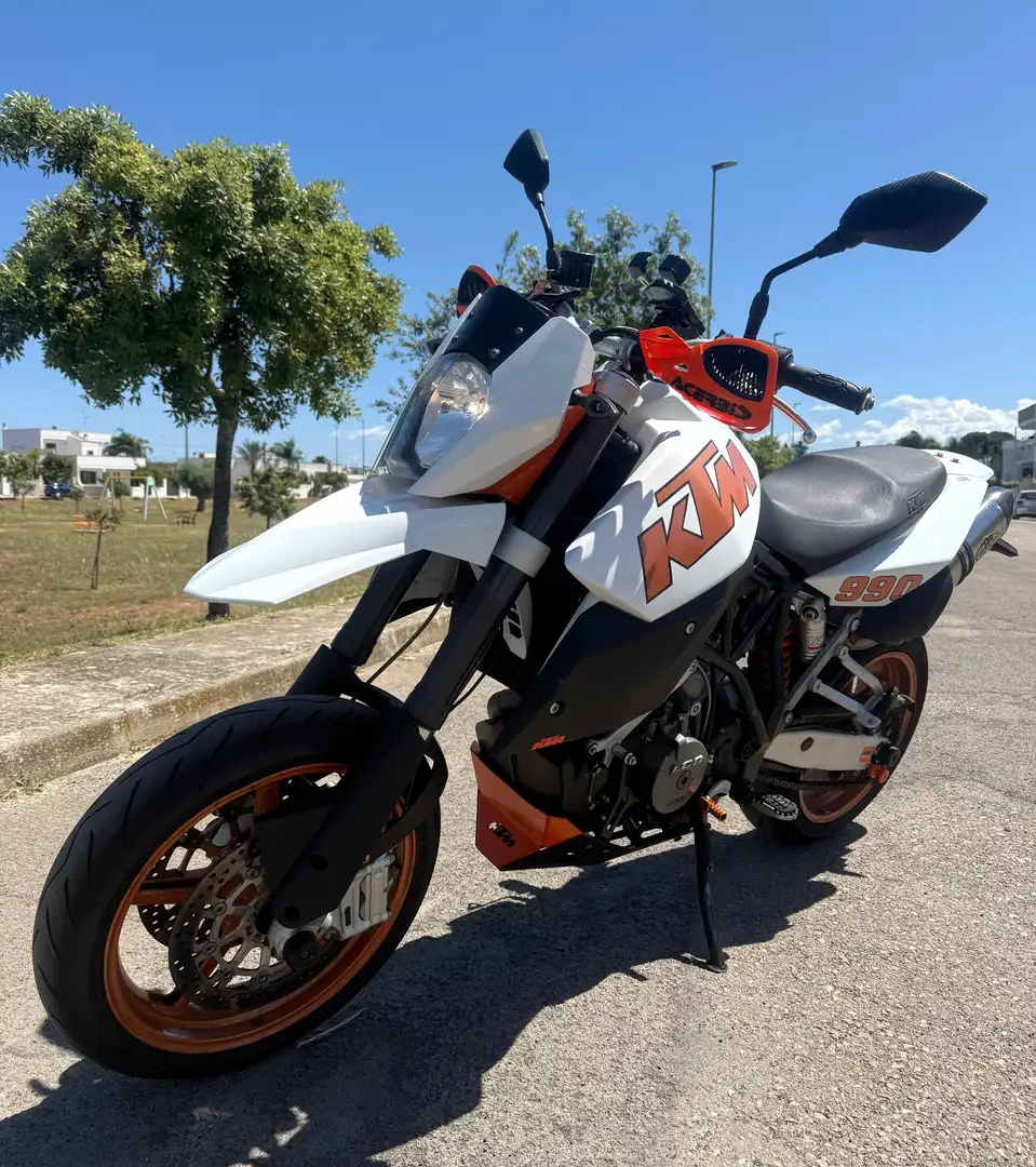 KTM 990 Supermoto - 2