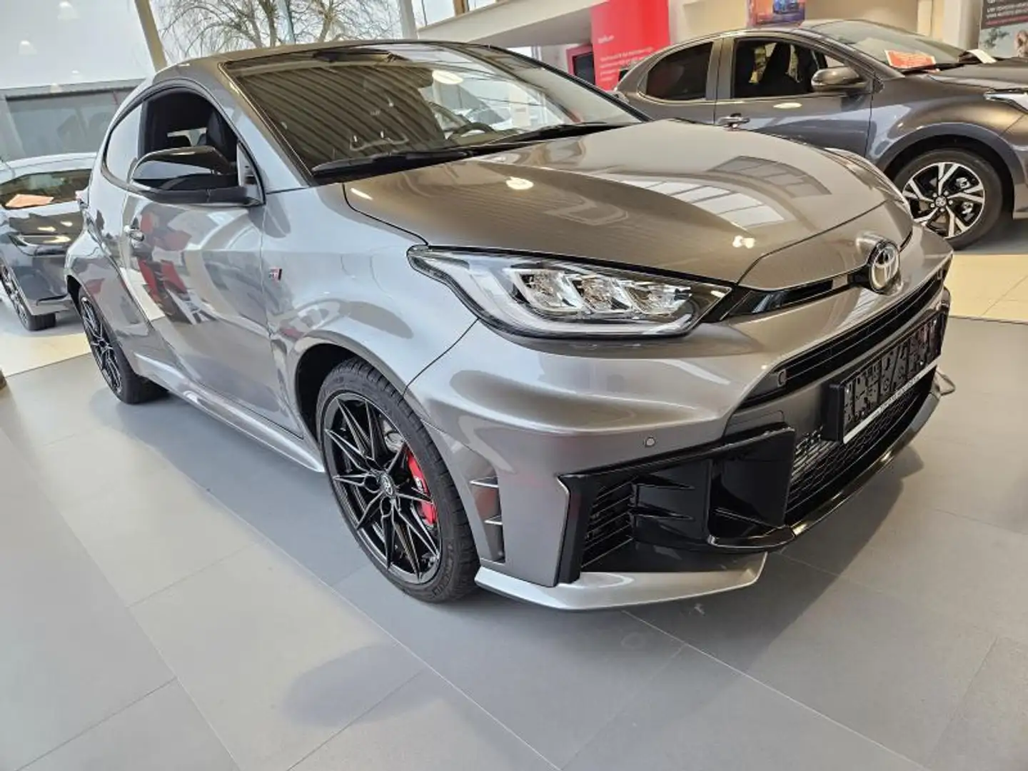 Toyota Yaris GR Yaris + Premium pack & Forg Grigio - 2
