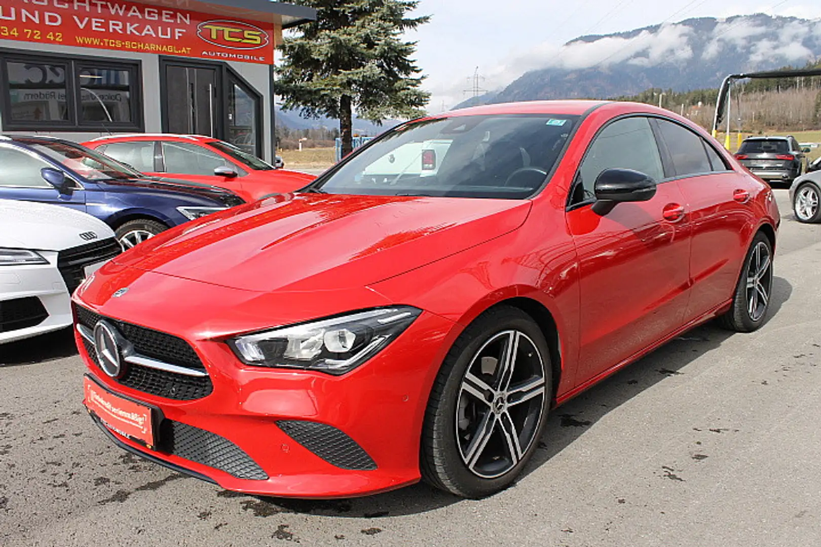 Mercedes-Benz CLA 180 *Night-Paket** Roşu - 1