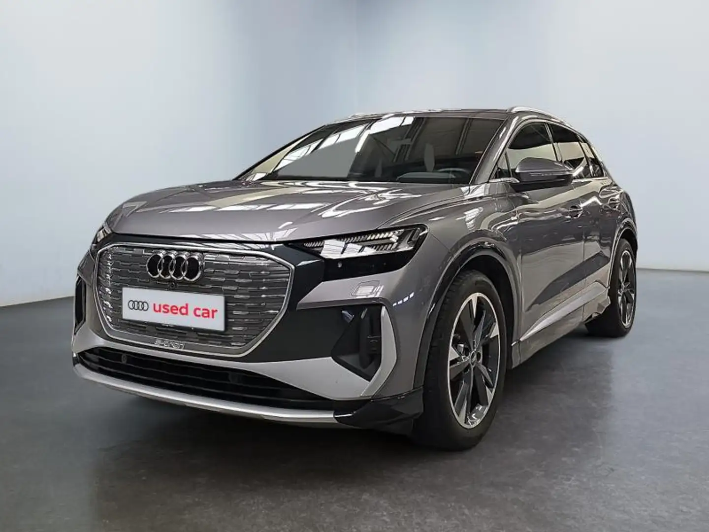 Audi Q4 e-tron 45 e-tron*Quattro*Boite auto*GPS*Caméra*Carplay - Gris - 1