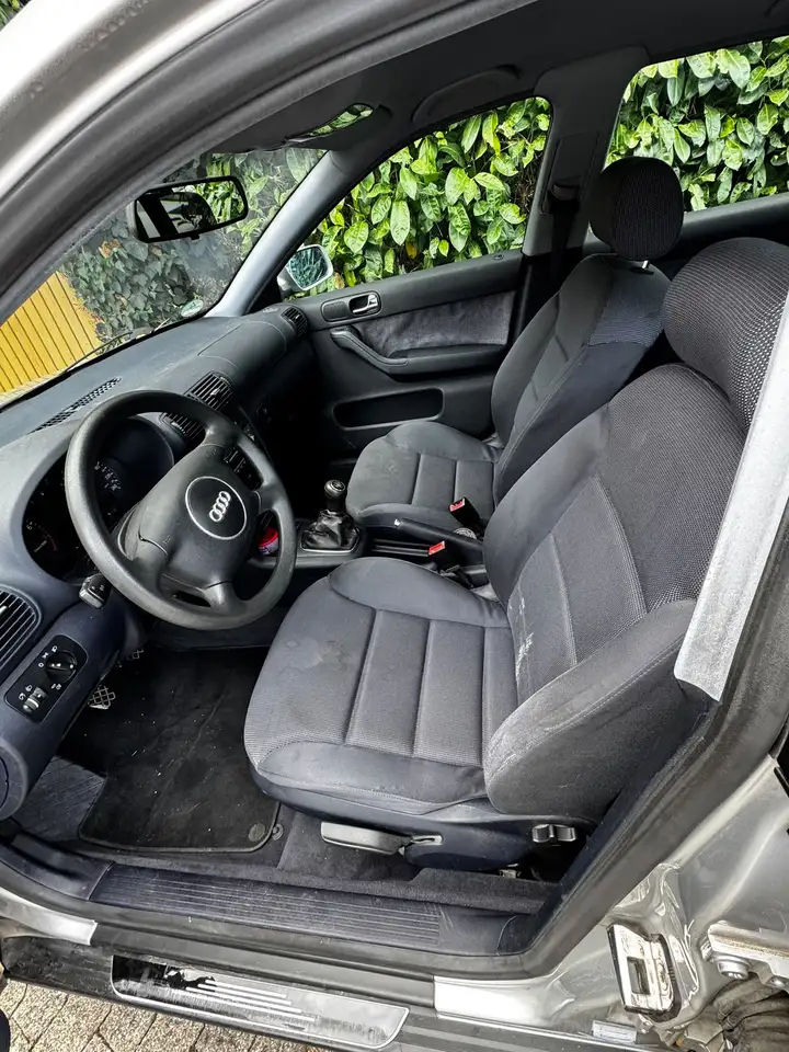 Audi A3 1.6 Ambition, foto 8