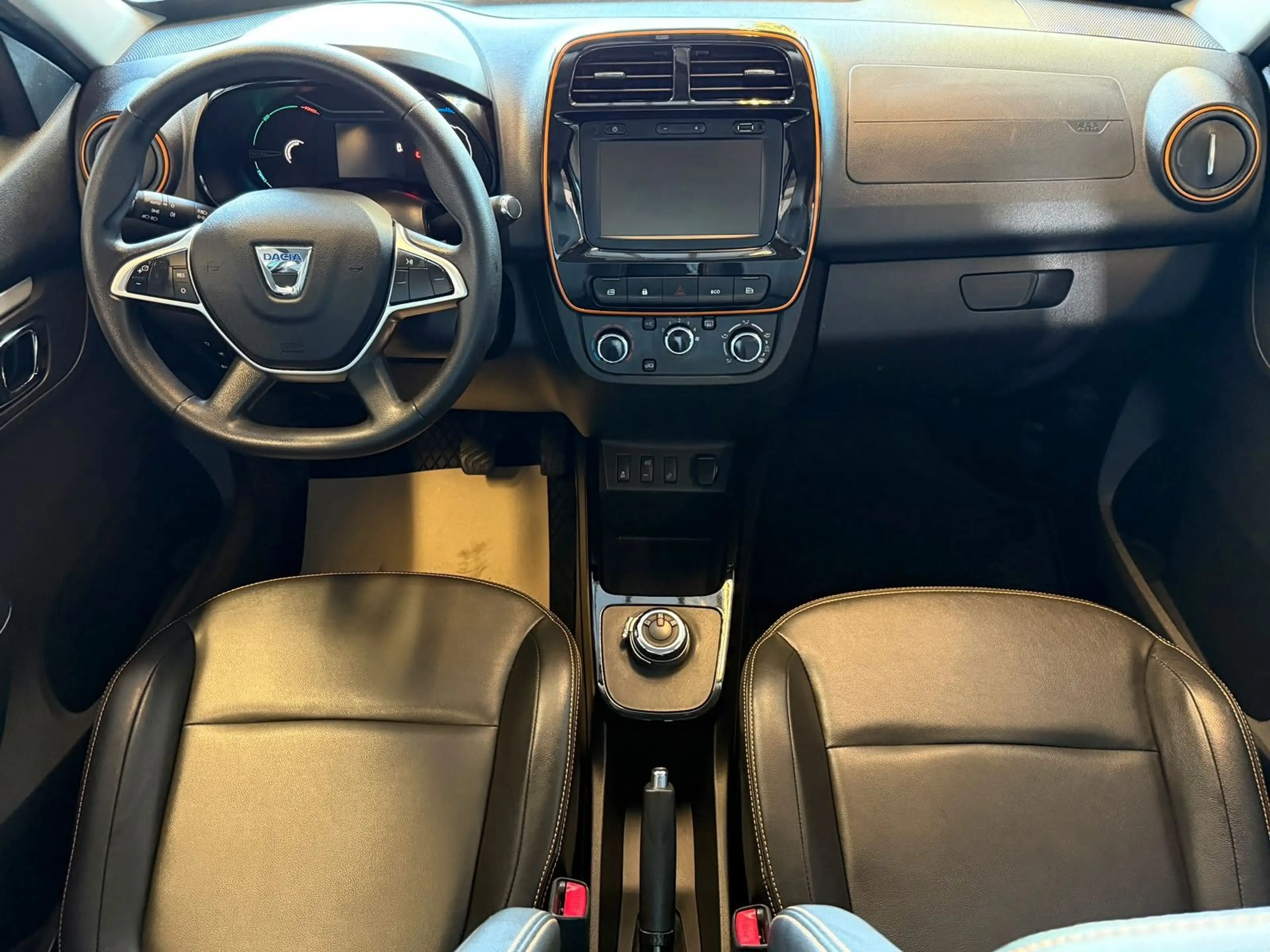 Dacia Spring Electric Comfort Plus 1. Hand / 22 TKM — photo 15
