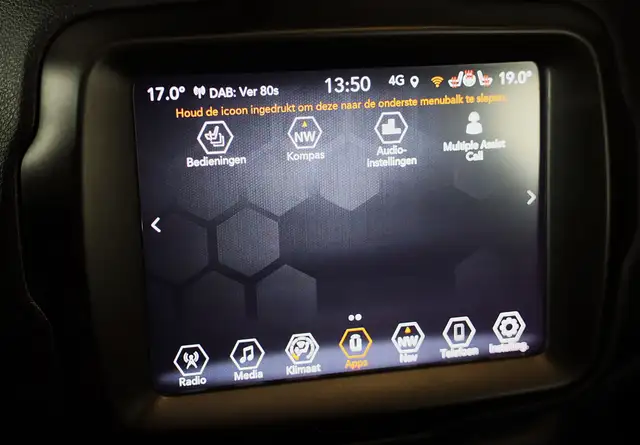 Jeep Renegade view 18