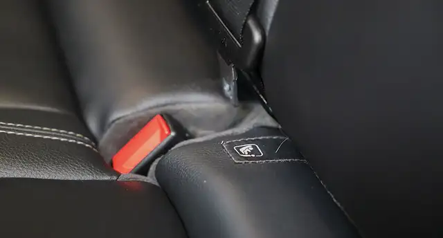 Jeep Renegade view 27