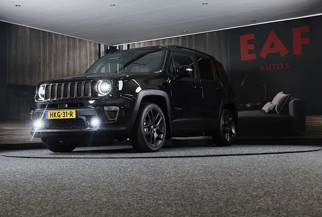 Jeep Renegade view 4