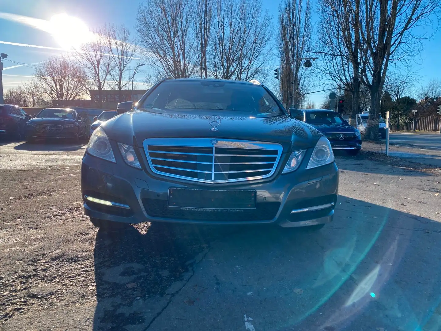 Mercedes-Benz E 350 T CDI 4M/Ava/AHK/Distr/Airmatic/Comand/ILS Grau - 2