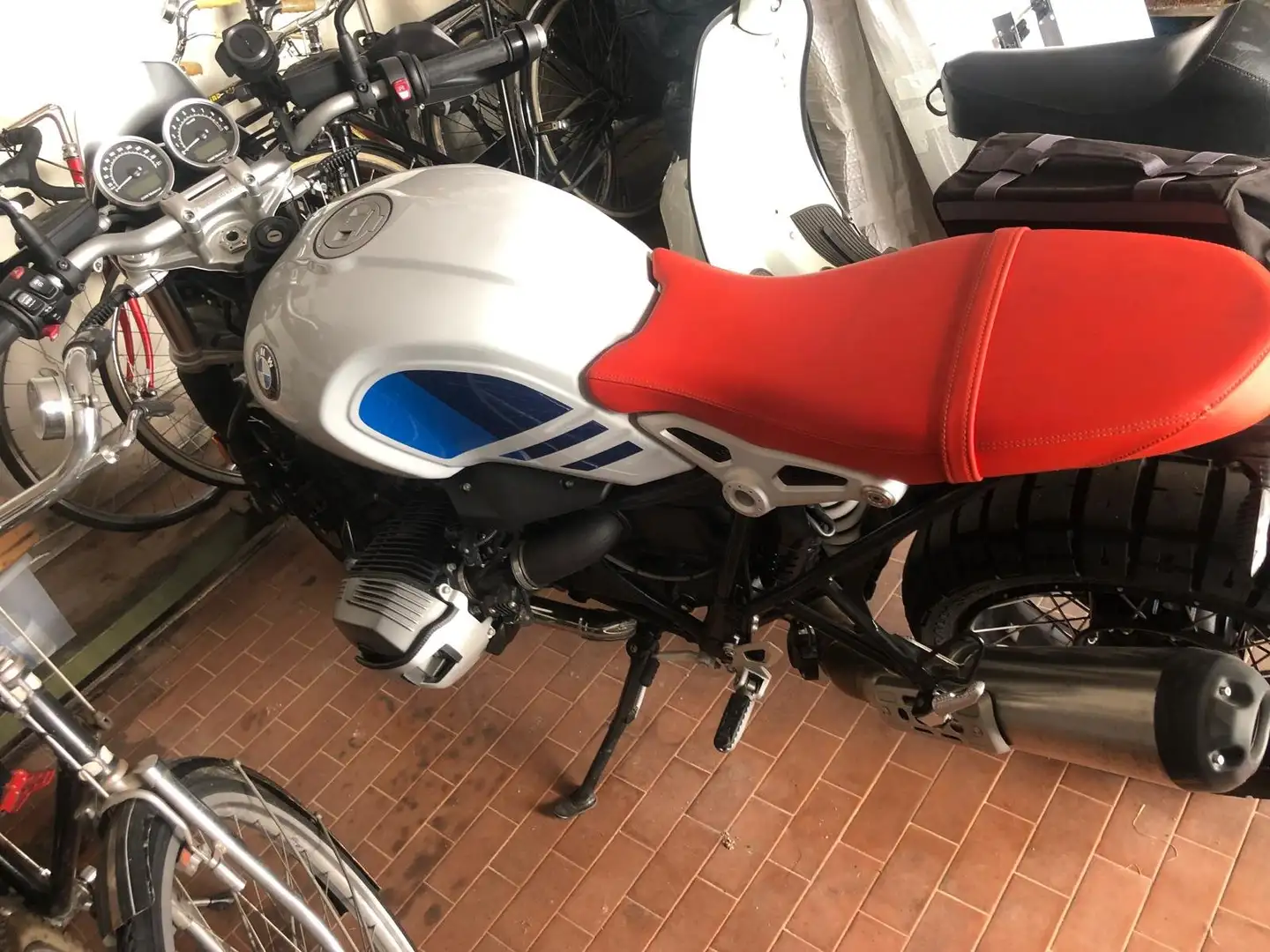 BMW R 1200 T NINE URBAN Bianco - 2