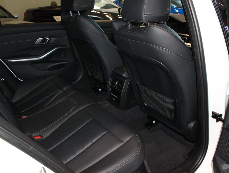 BMW 340 M340 i xDrive Sportautomatik HUD*BMW Laser*AHK — photo 11