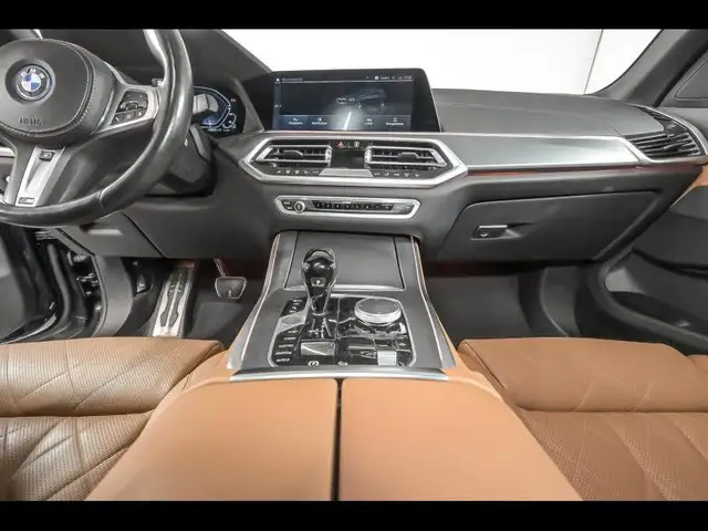 BMW X5 view 7