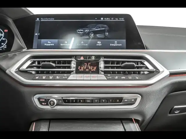 BMW X5 view 12
